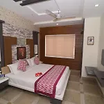 Oyo Rooms Madurai District Court