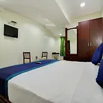 Oyo 15120 Hotel Balini