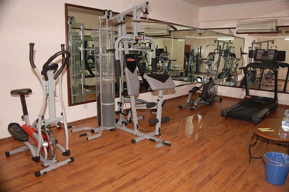 Royal Court Hotel 3*