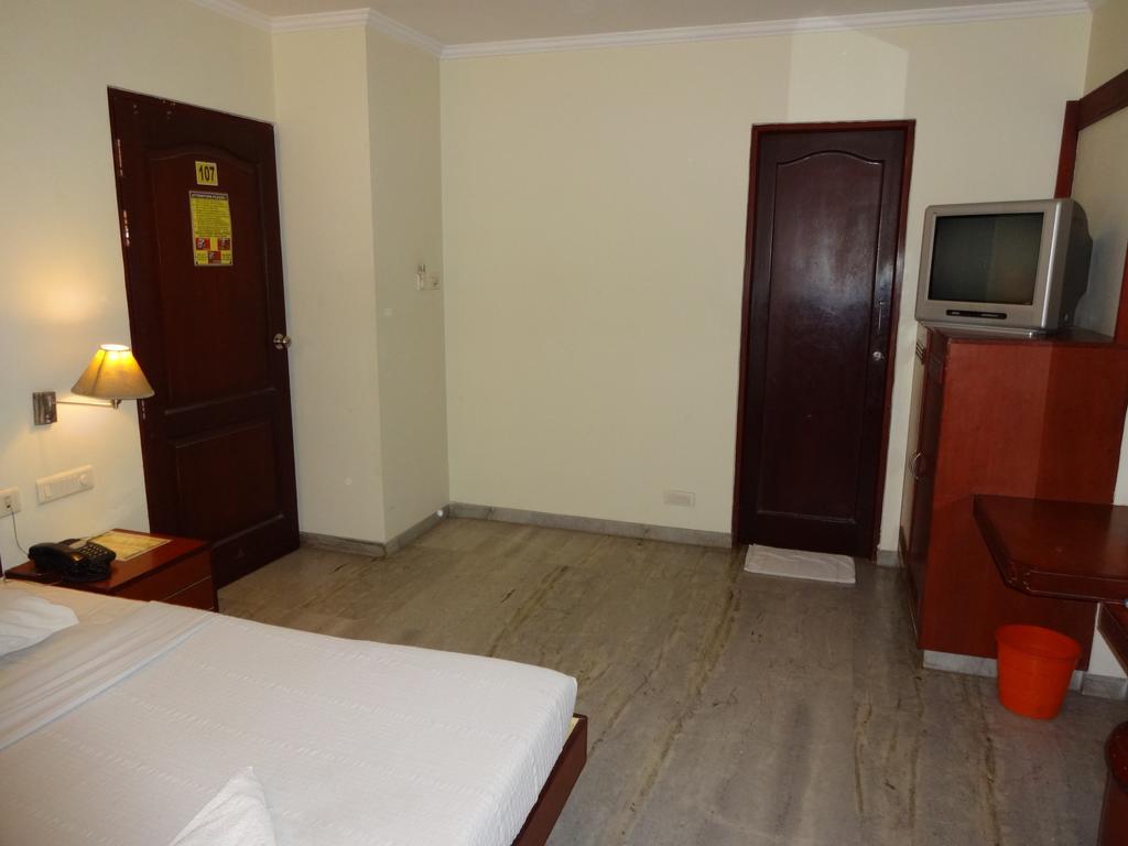 Hotel The Golden Park 4*