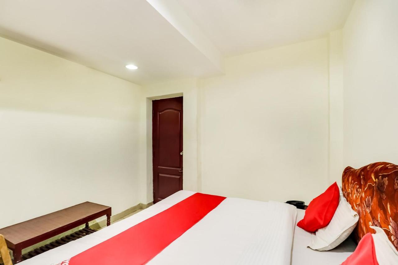 Oyo 70481 Akshaya Residency Hotel Madurai