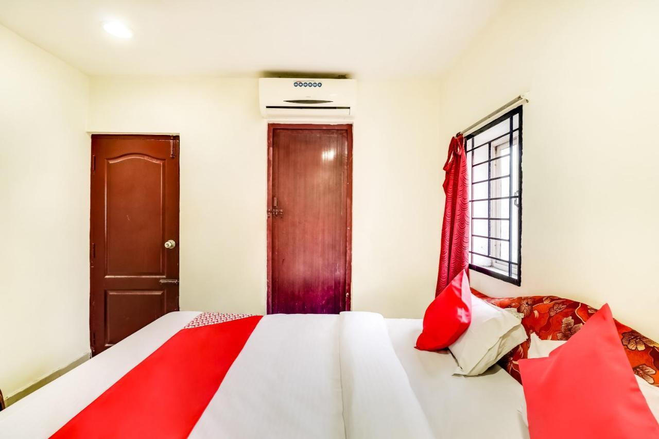Oyo 70481 Akshaya Residency