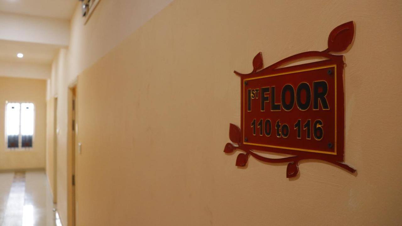 Sharma Residency Hotel 2*