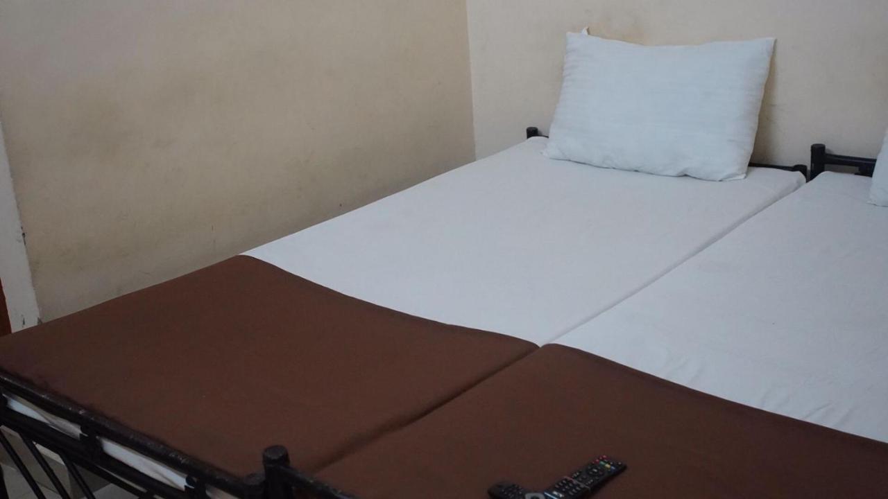 Mr Residency Inn *