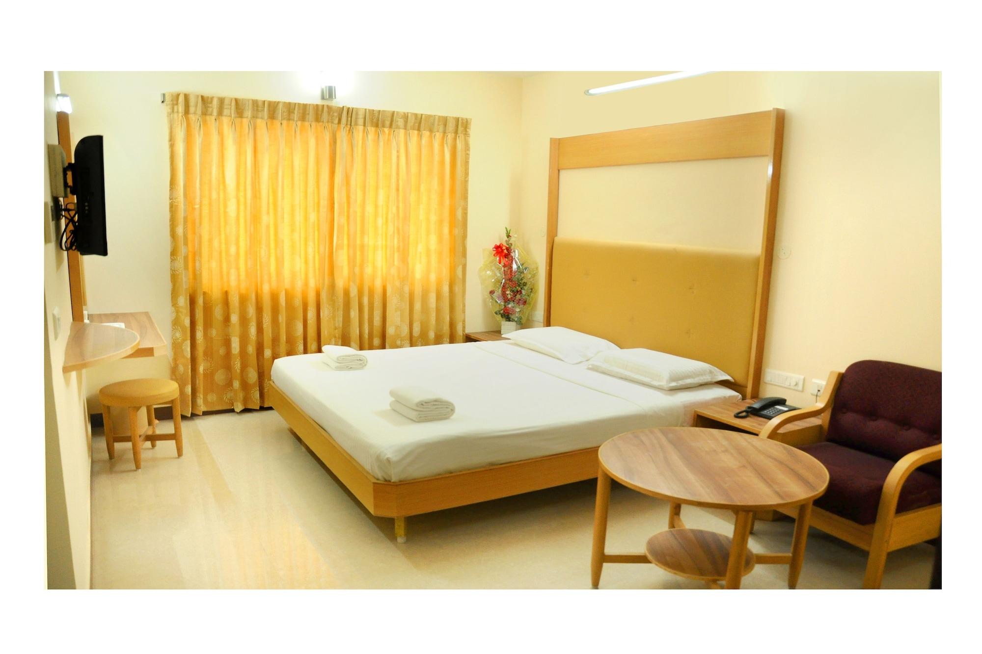 Rajadhane Hotel