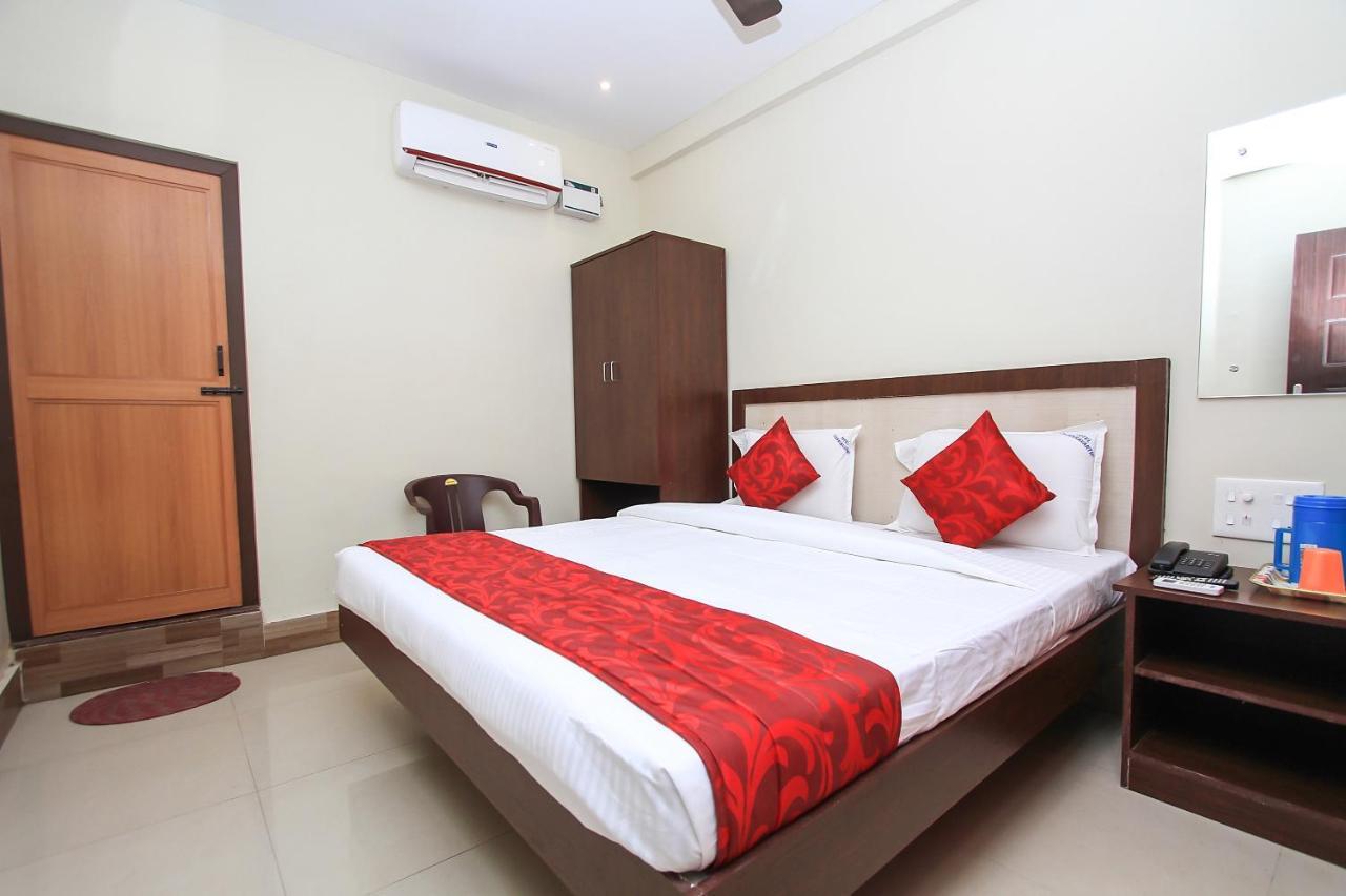 Oyo Flagship 16691 Chakkaravarthi Hotel