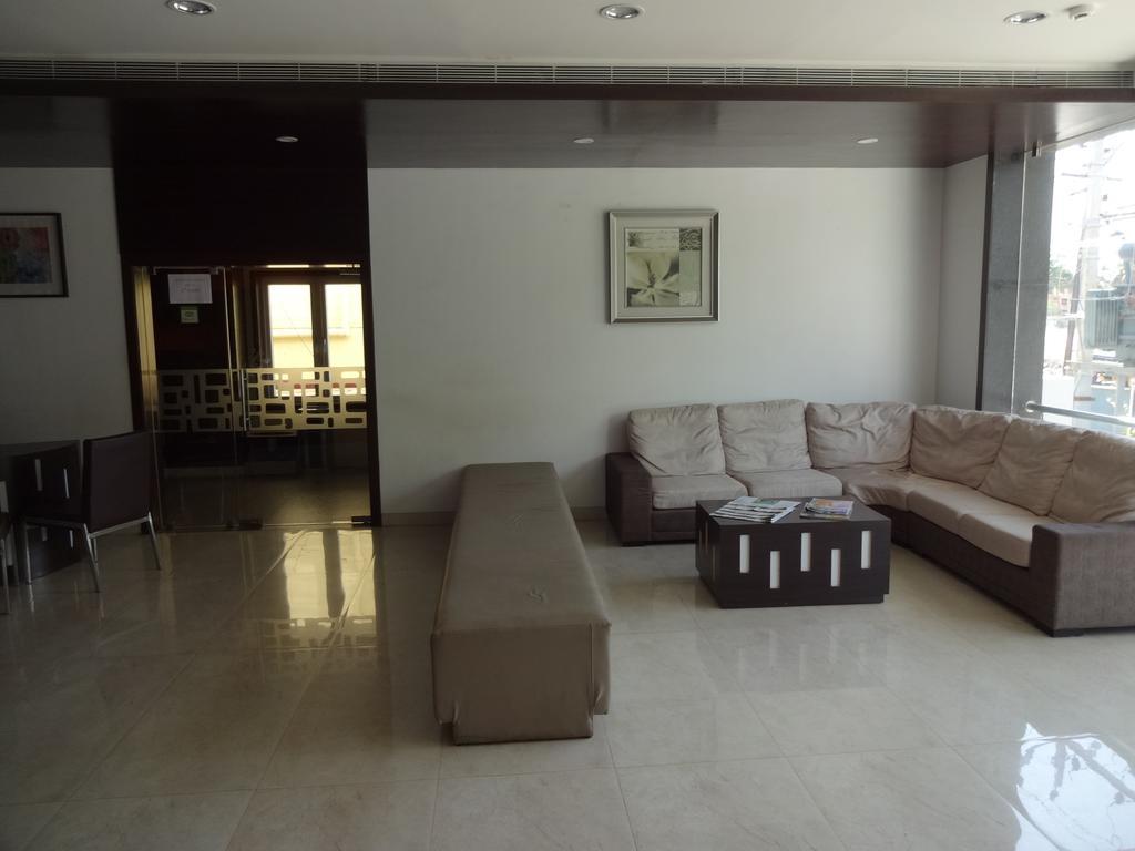 Astoria Hotel 3*