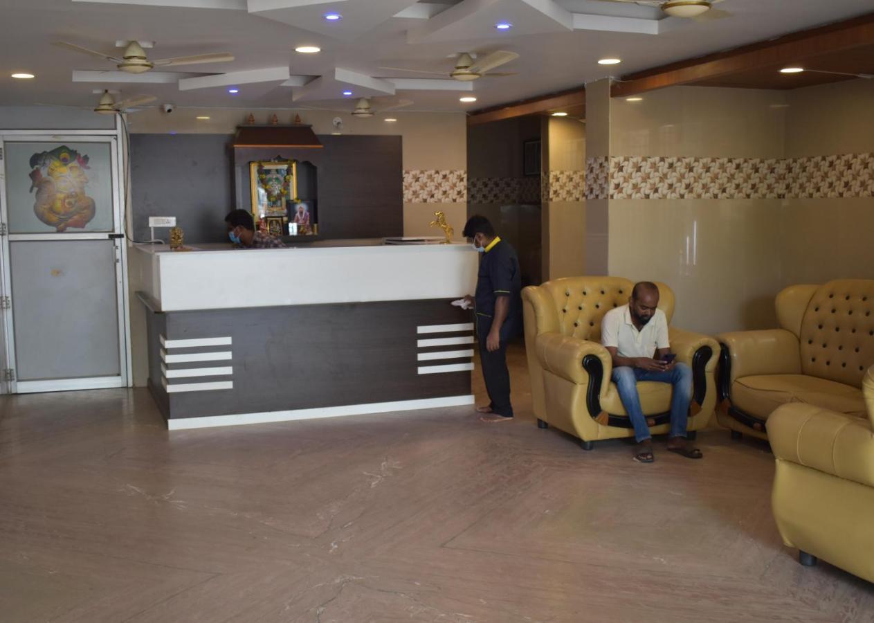 Sharma Residency Hotel 2*