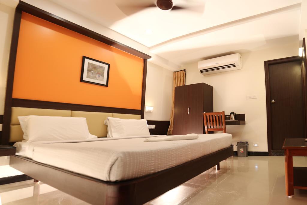 Sabarees Residency Inn