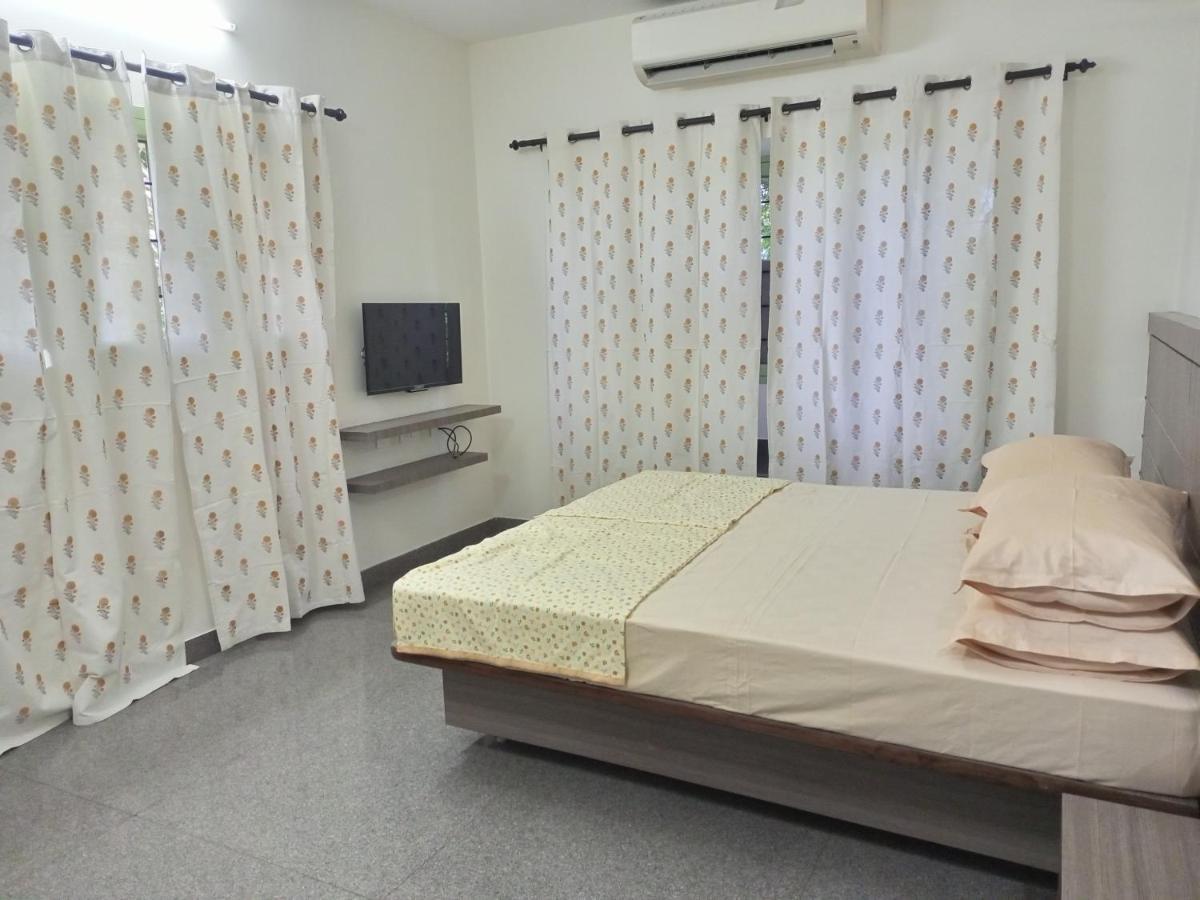 Transit Nest - Homely Near Airport Hotel Madurai