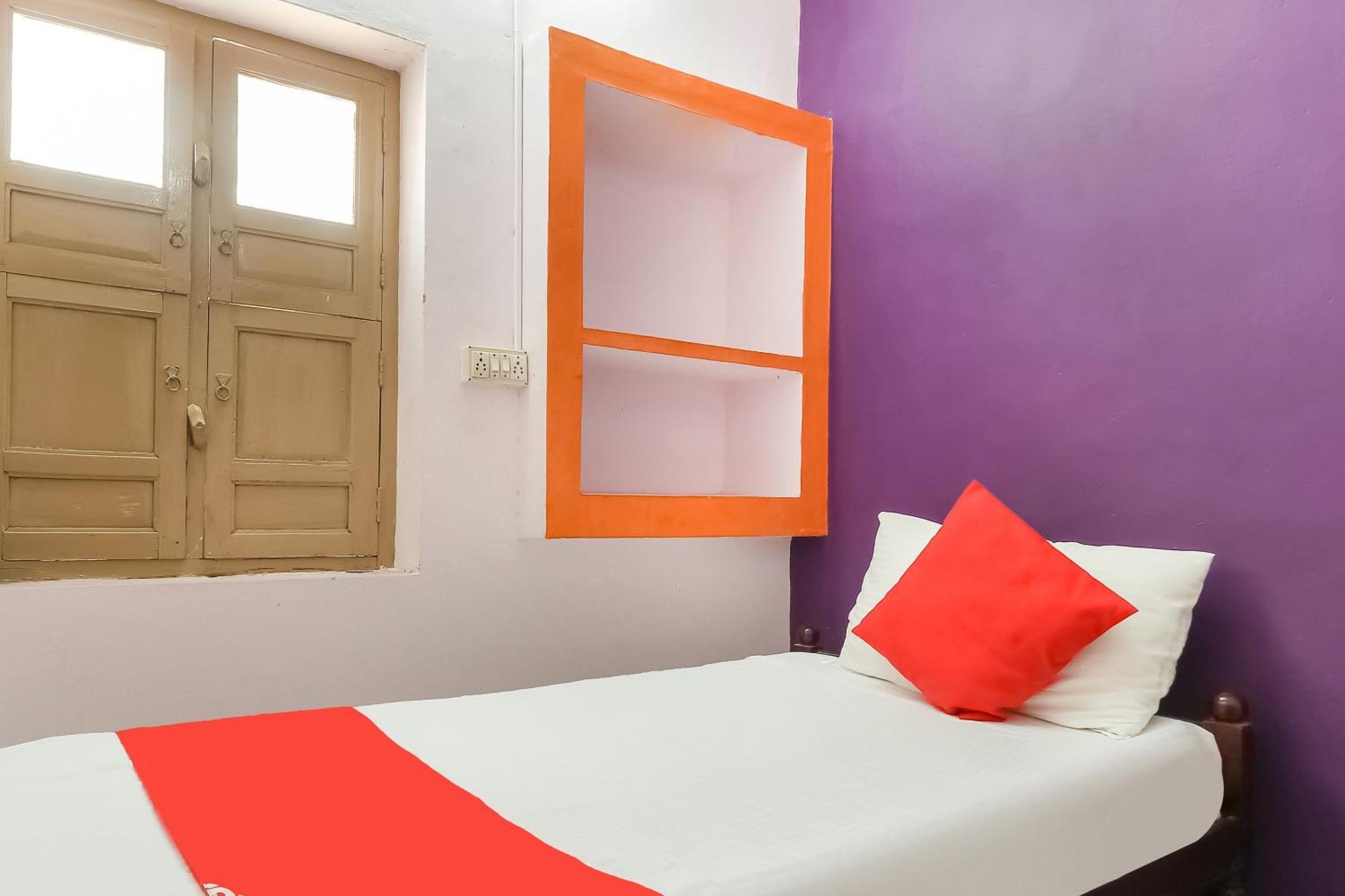 Oyo Sri Devi Residency Hotel 3*