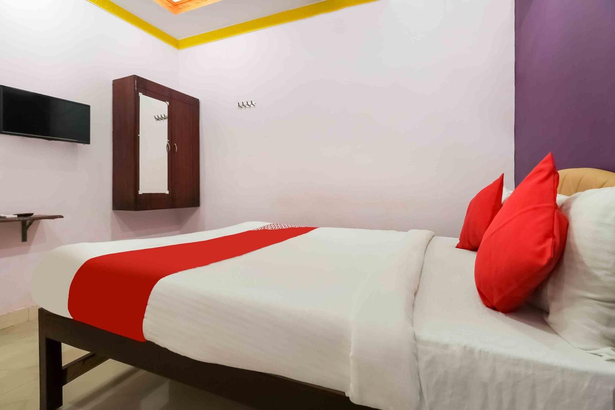 Oyo Sri Devi Residency Hotel