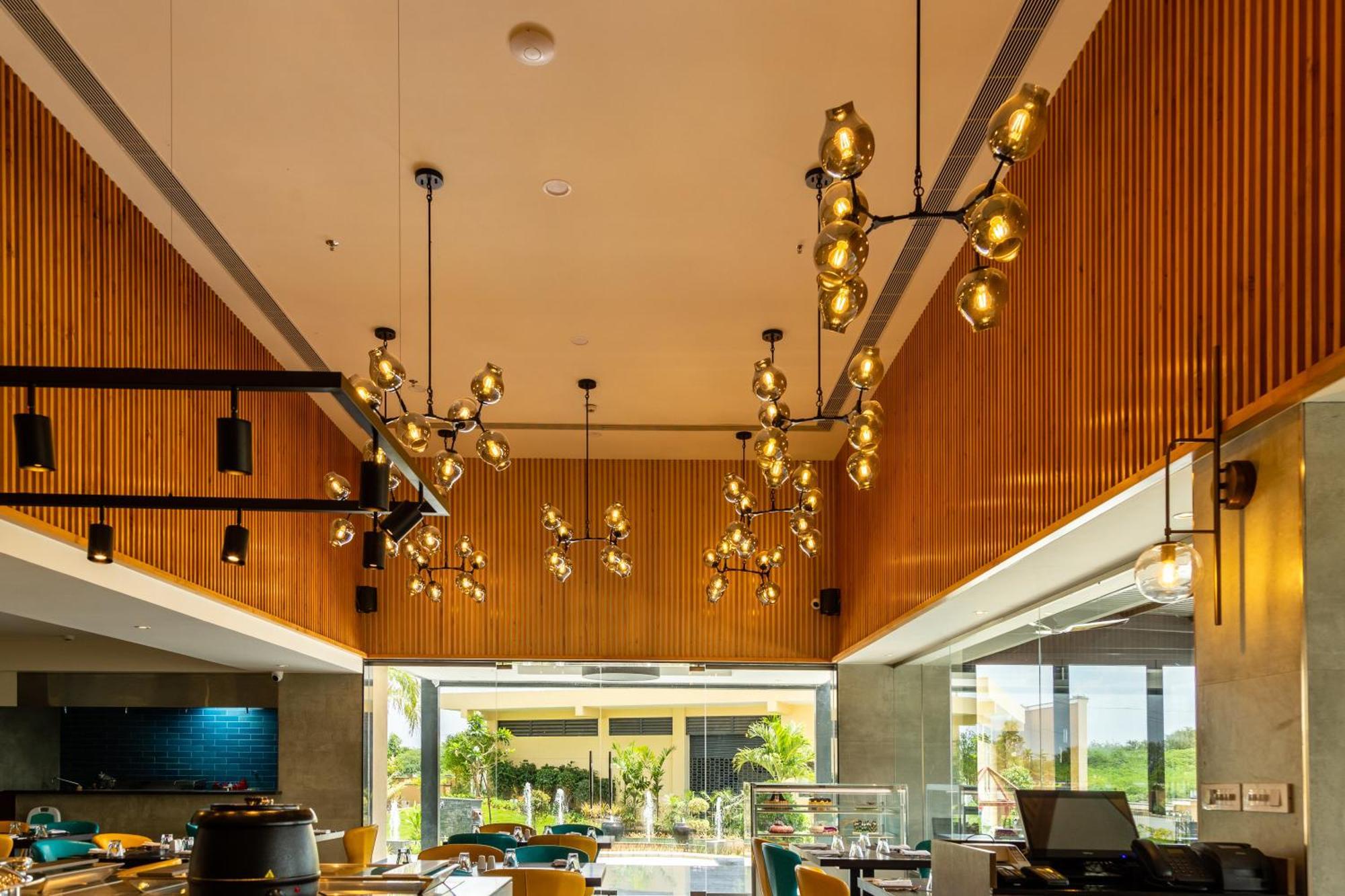 Amika Hotel,madurai - Near Airport 4* Madurai