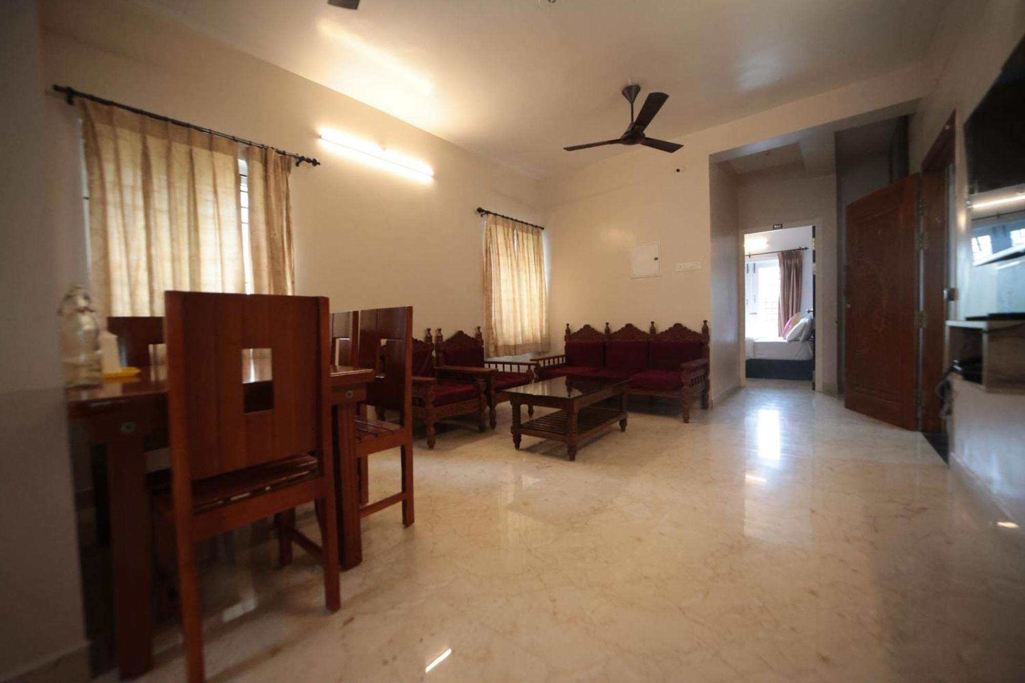 Hotel Shanthi Service