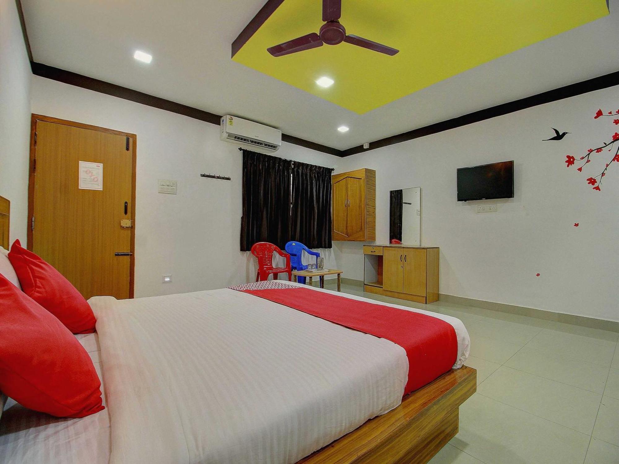Hotel O Ananda