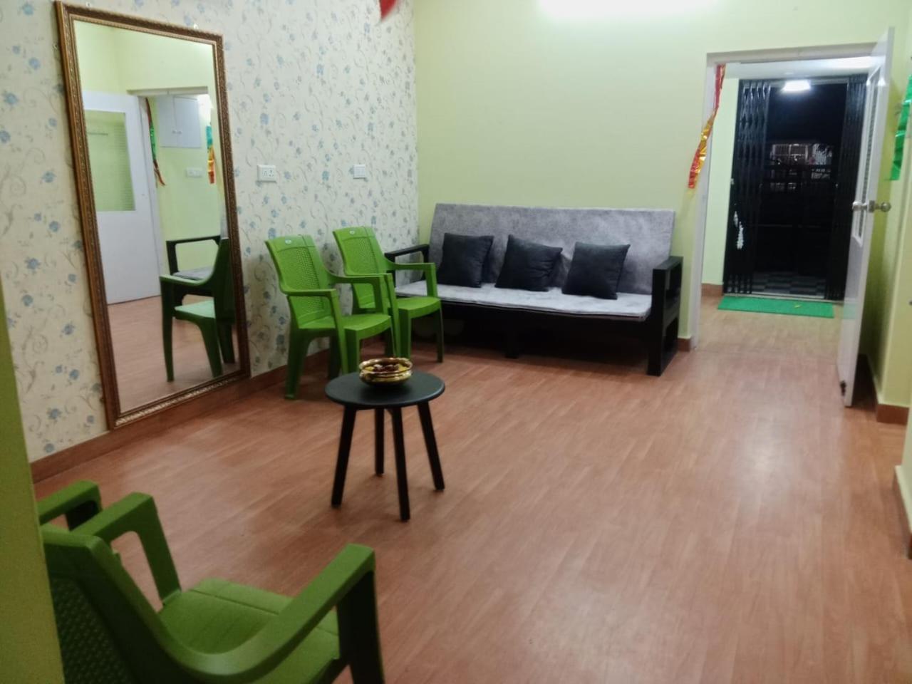 Homestay Gplushomestay *