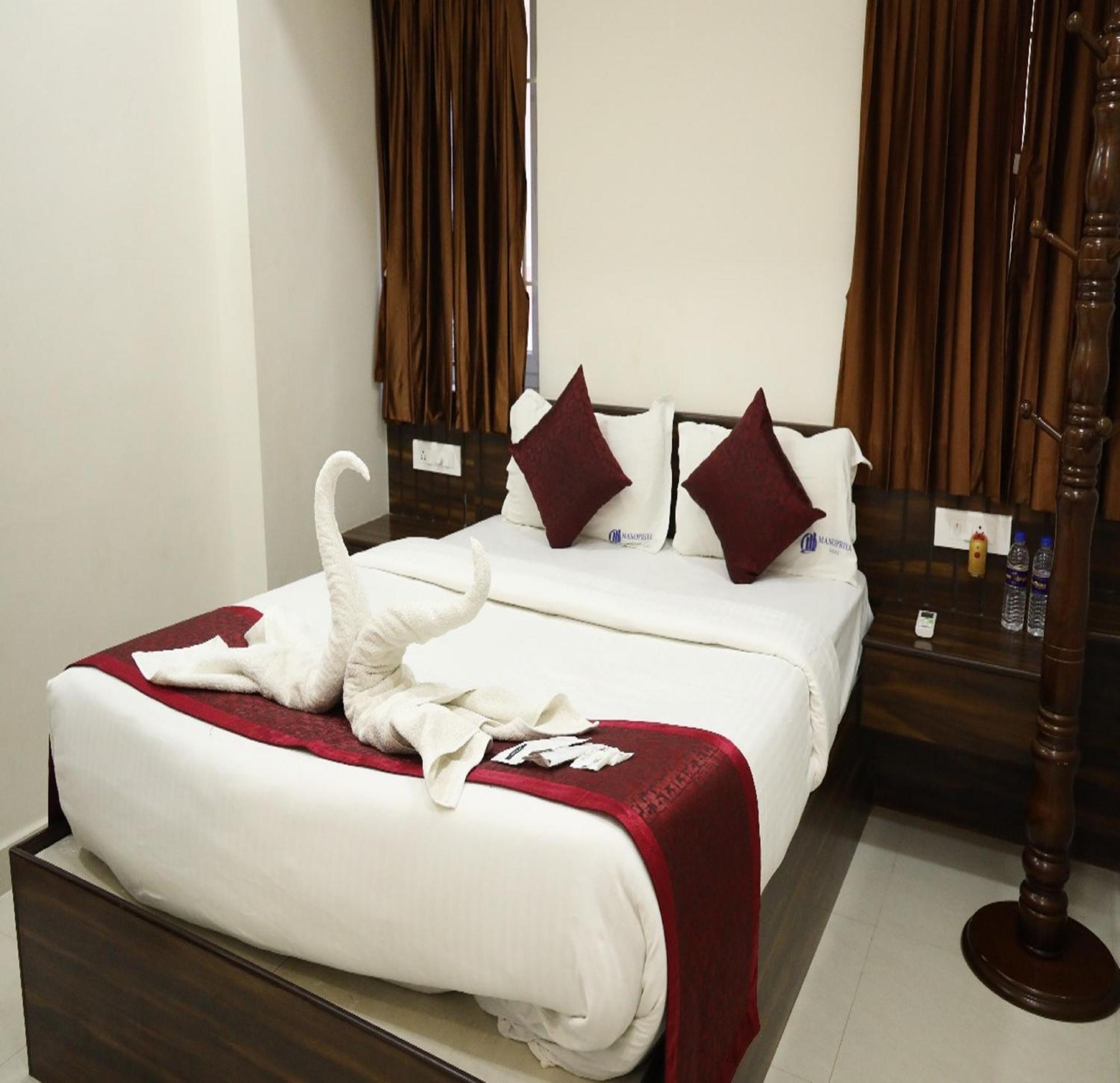 Manopriya Residency By Azalea 2*