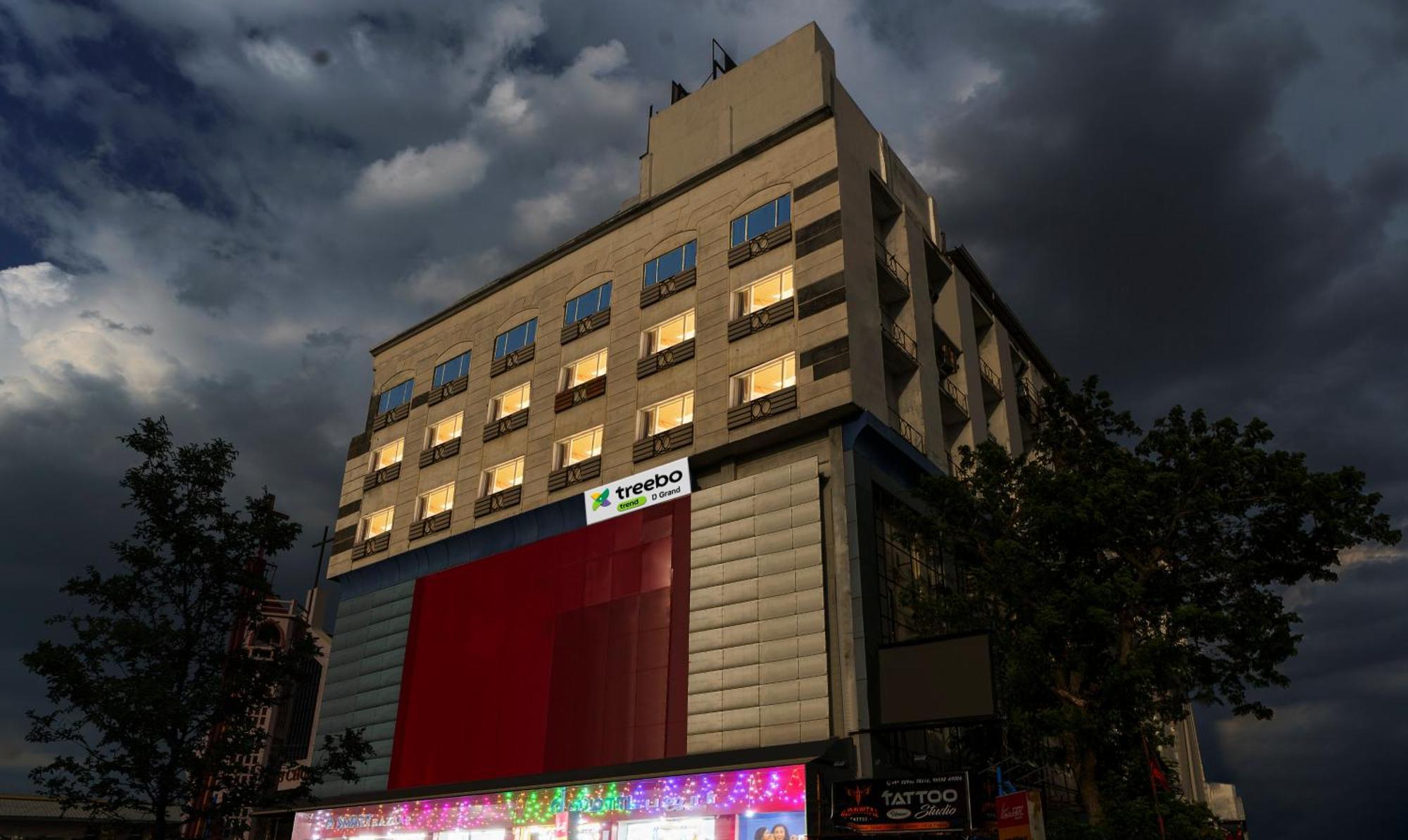 Treebo D Grand Hotel Madurai