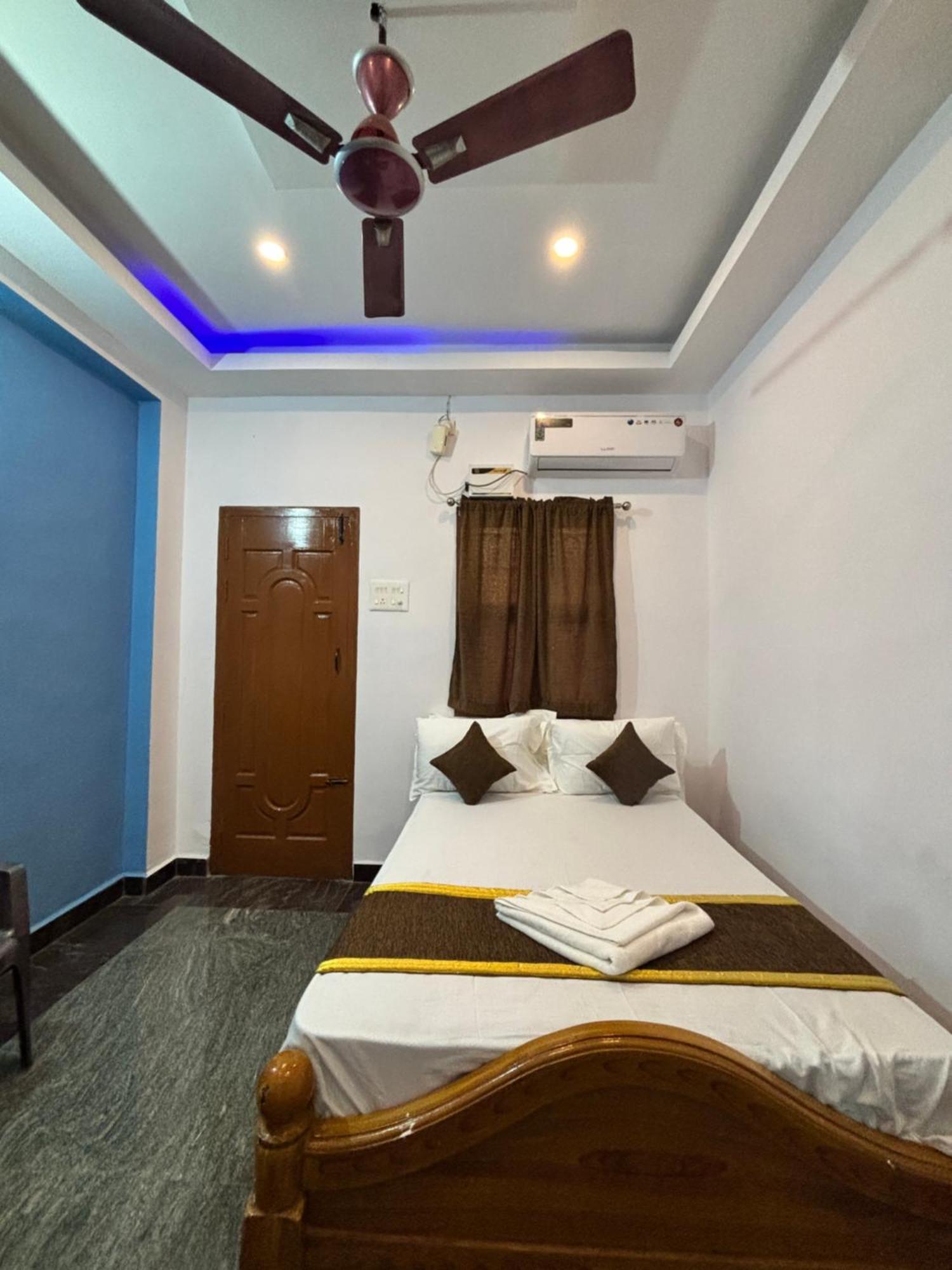 Hotel Sivaresidency 2*
