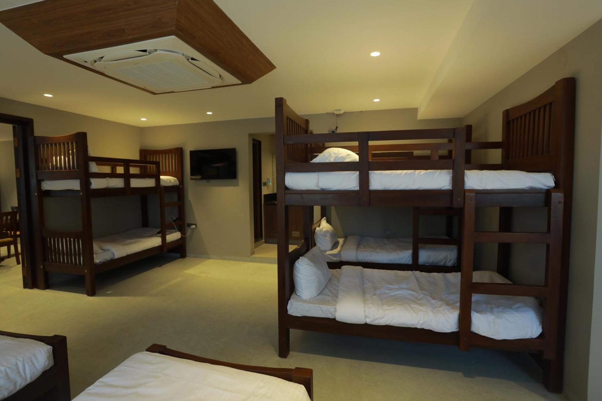 Chakkra Grand Hotel