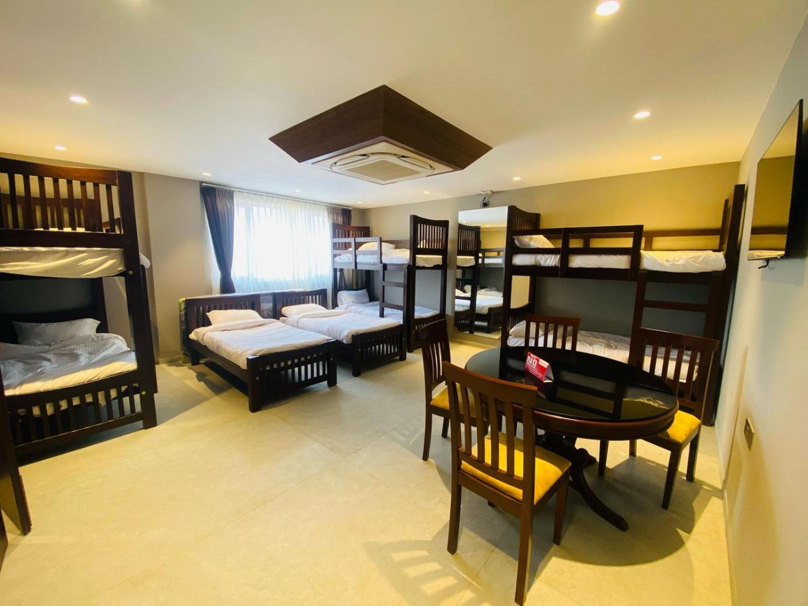 Chakkra Grand Hotel
