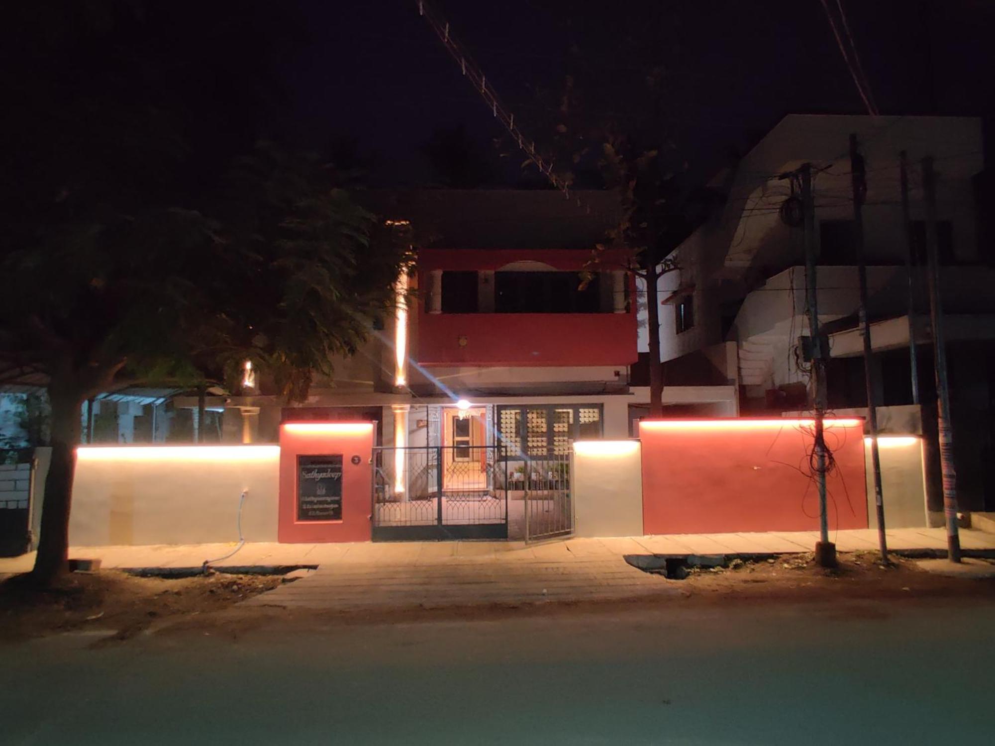 Royal Fortuna Homestay