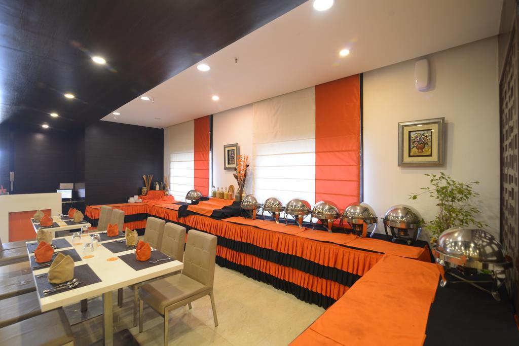 Astoria Hotel 3*