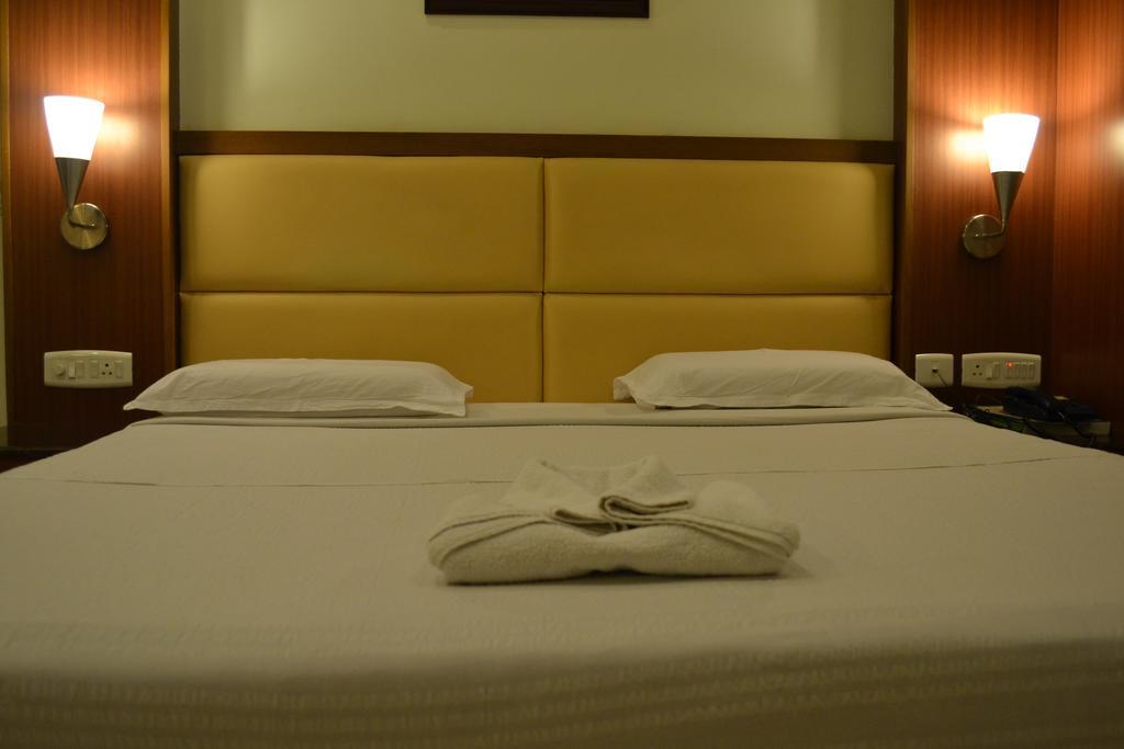 Arasan Sapthagiri Hotel