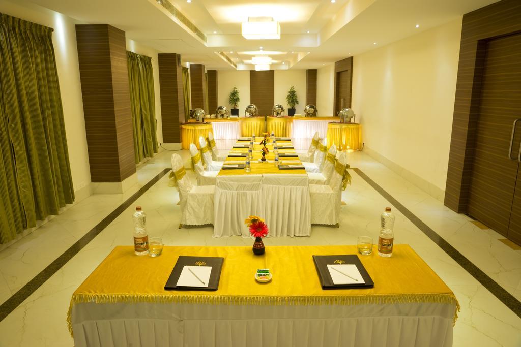 Poppys Madurai