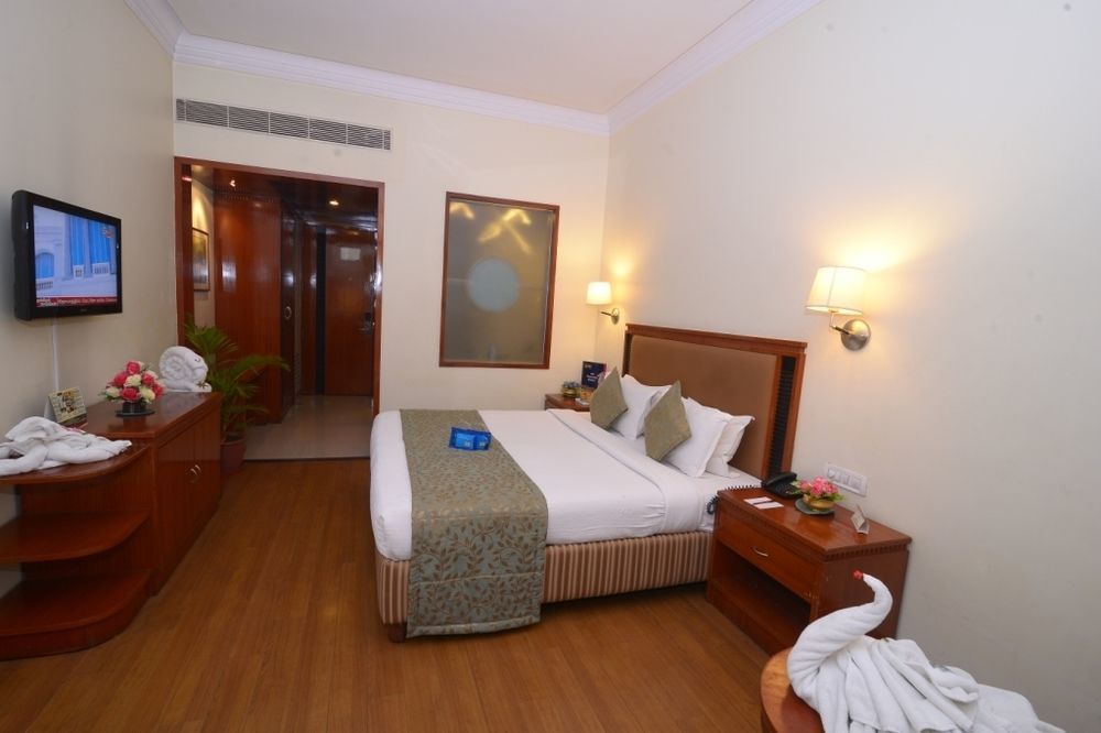Royal Court Hotel