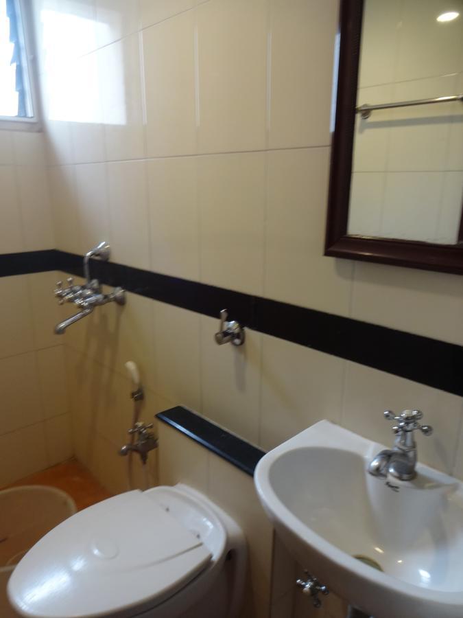 Sri Annapoorna Tower Hotel 2*