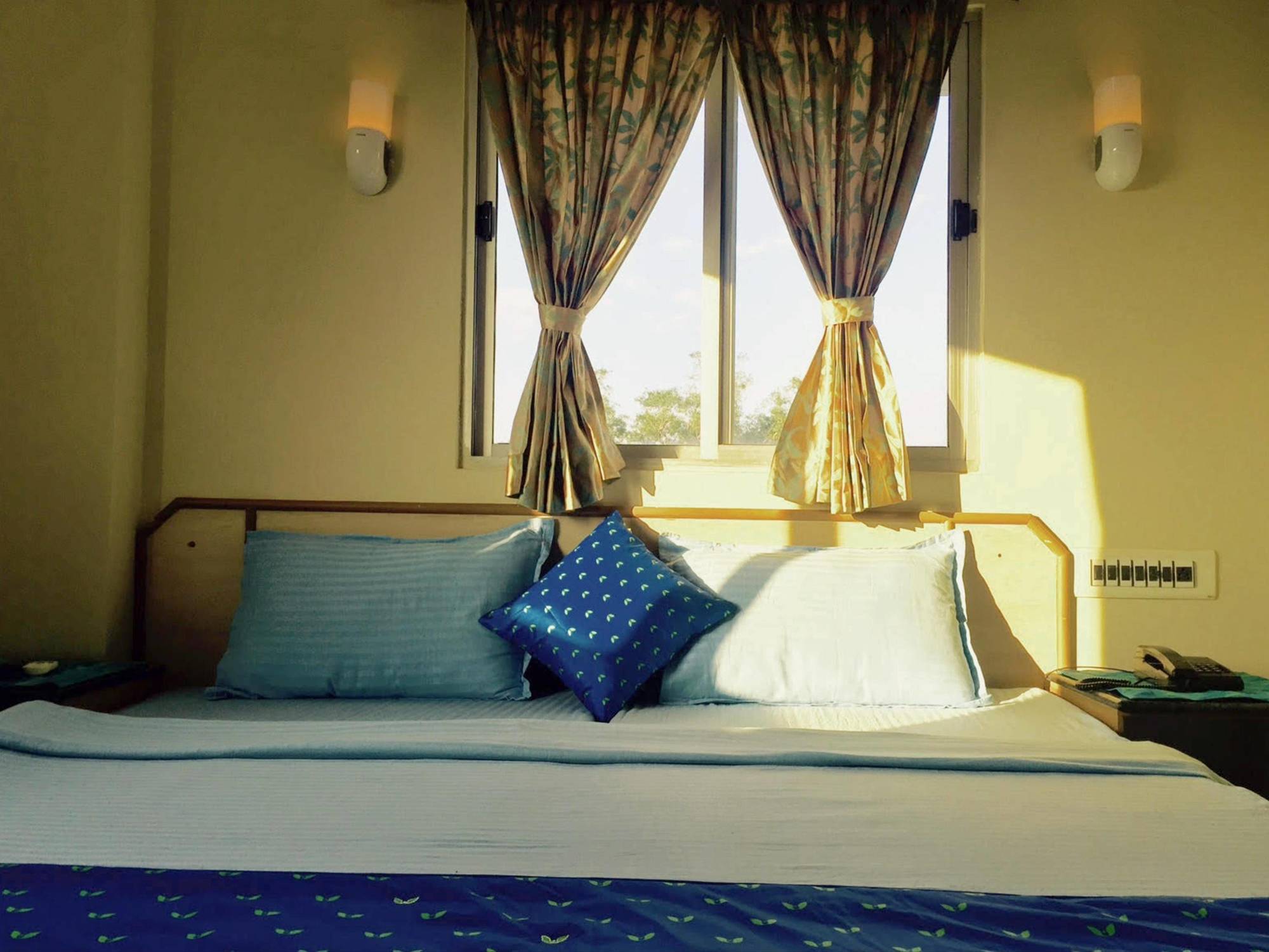 Hotel Vedanta Wake Up Arapalayam Bus Stand 2*