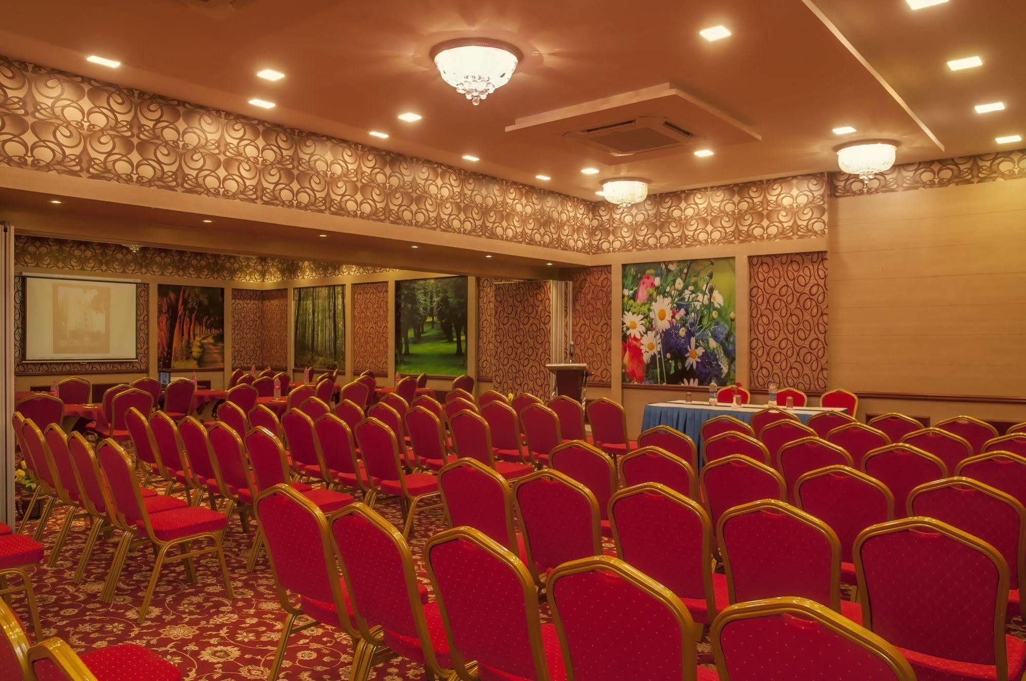 Royal Court Hotel Madurai