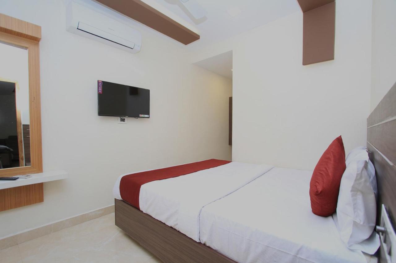 Oyo 14715 Serene 3* Madurai
