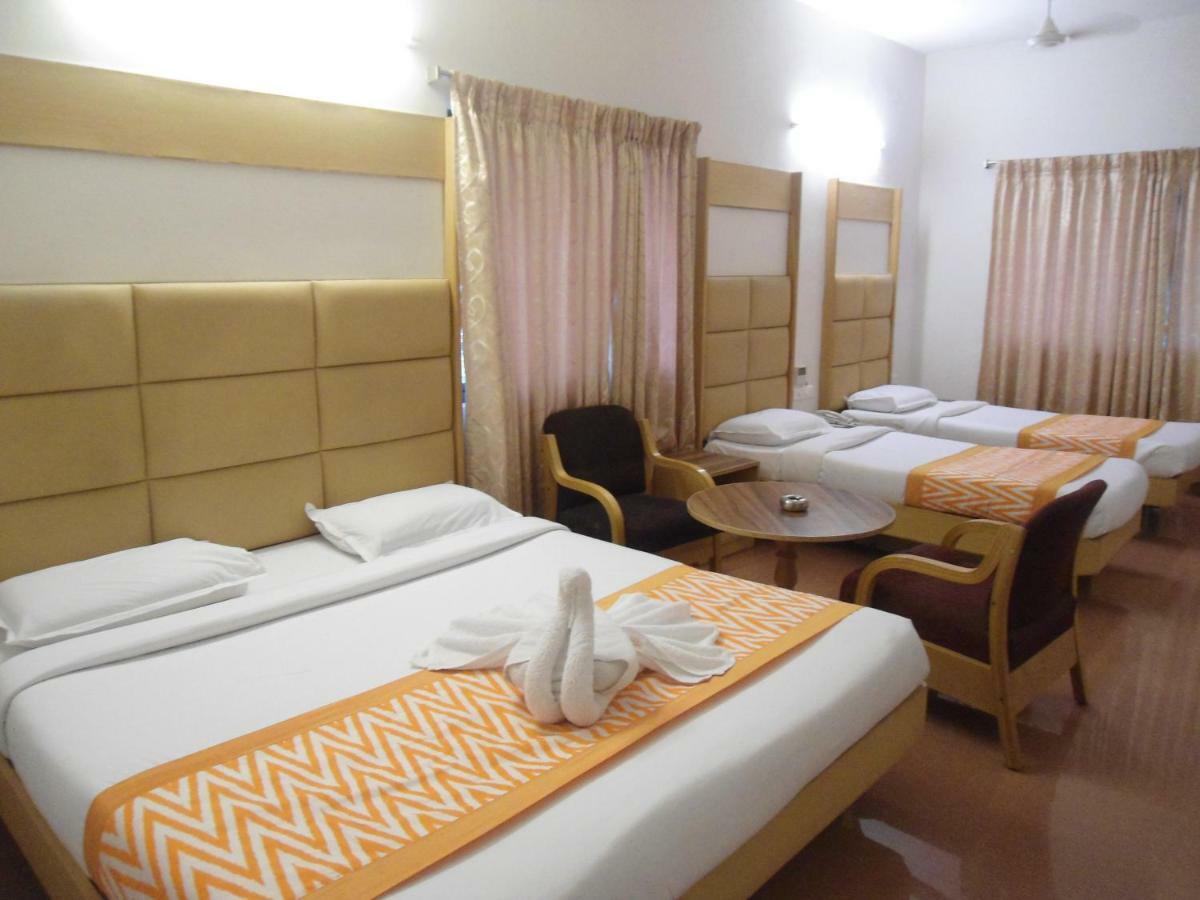 Hotel Rajadhane