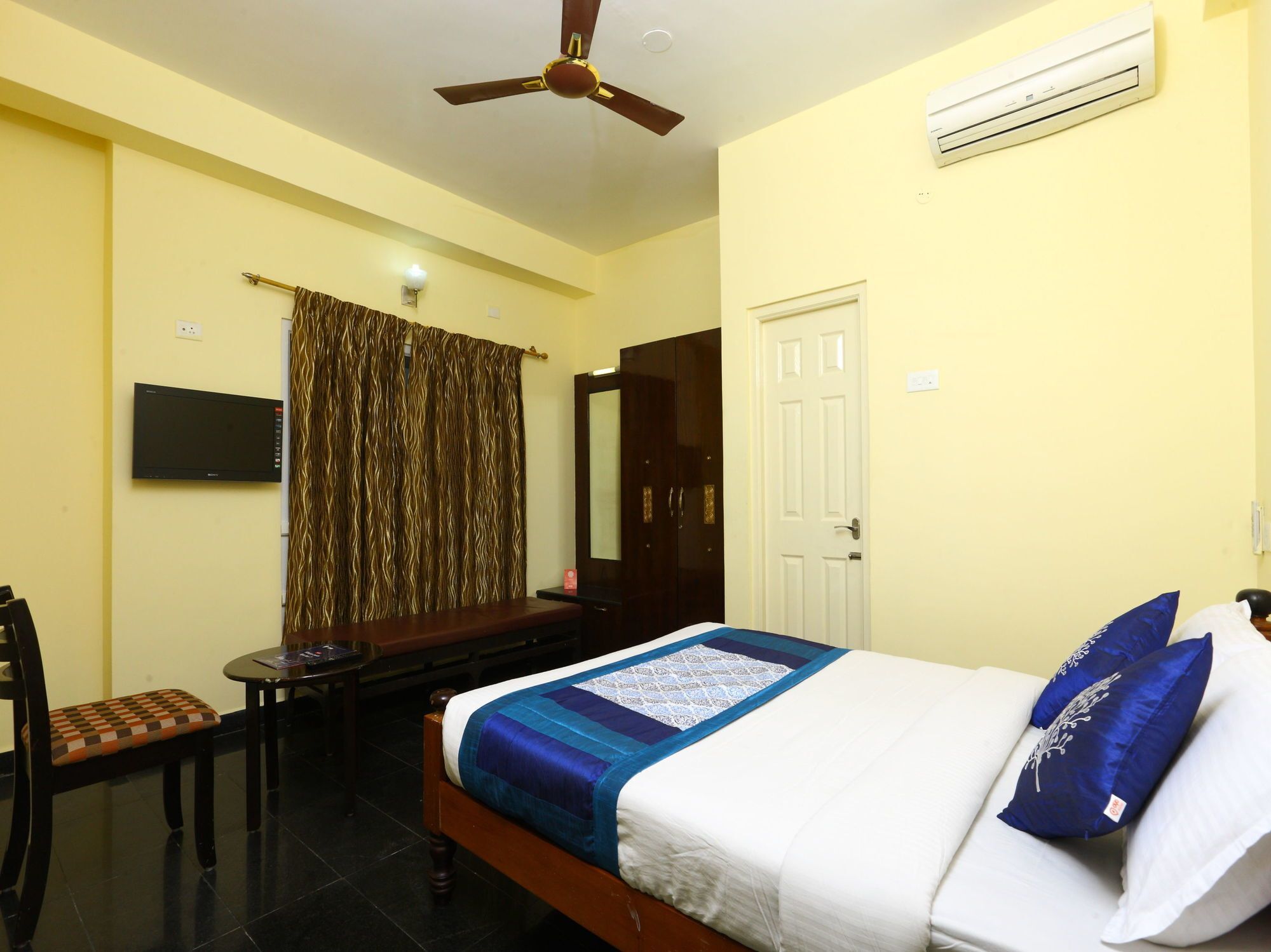 Oyo 10630 Nano Turf Madurai