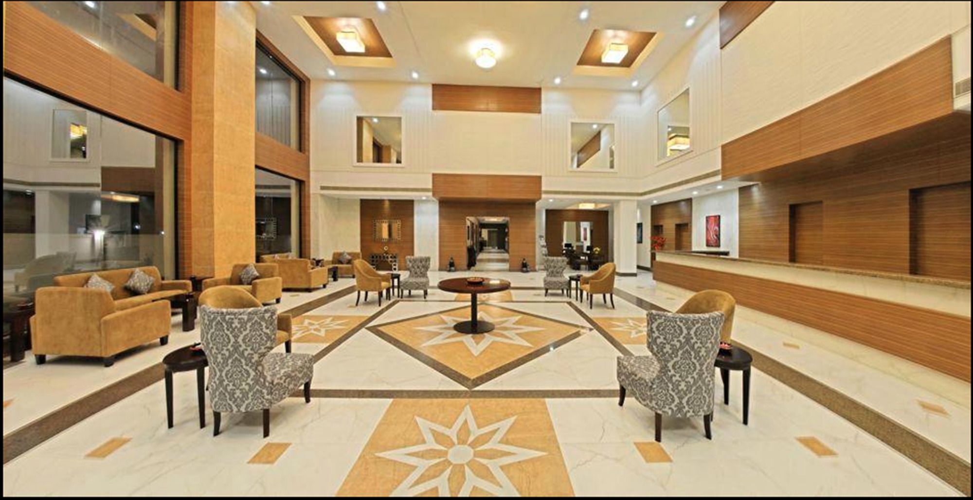 Poppys Hotel 4*