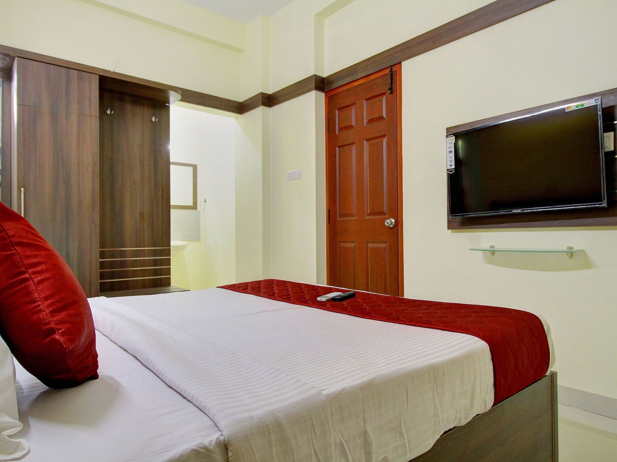 Hotel Oyo 14815 Anu Residency 3*