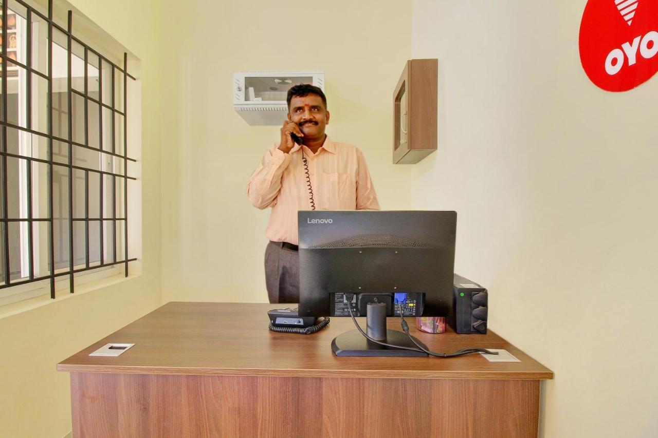Oyo 14815 Anu Residency Hotel