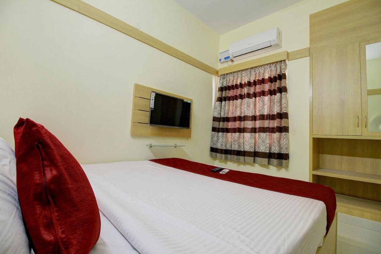 Oyo 14815 Anu Residency Hotel