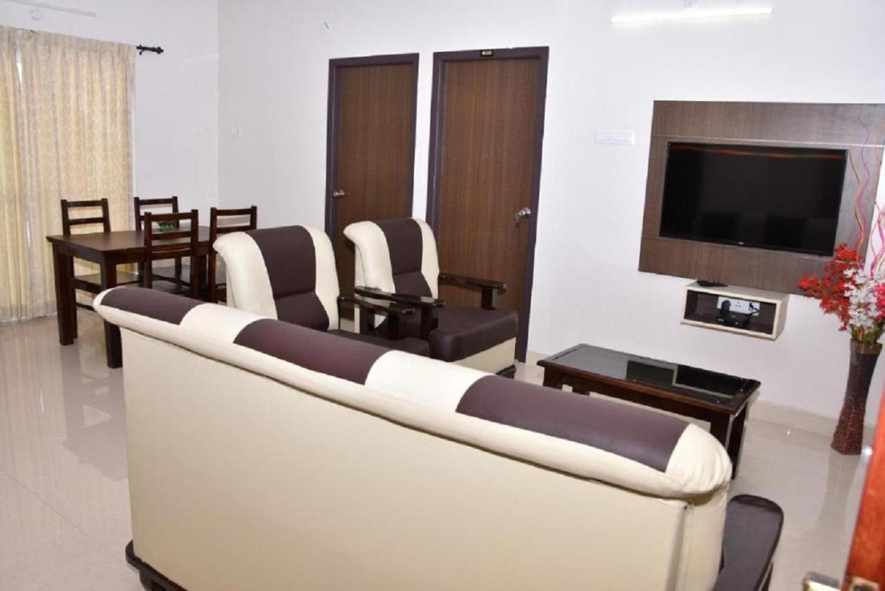 Viswa Residency By Azalea Hotel 3*