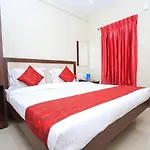 Oyo Flagship 16691 Hotel Chakkaravarthi