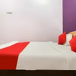 Oyo Sri Devi Residency