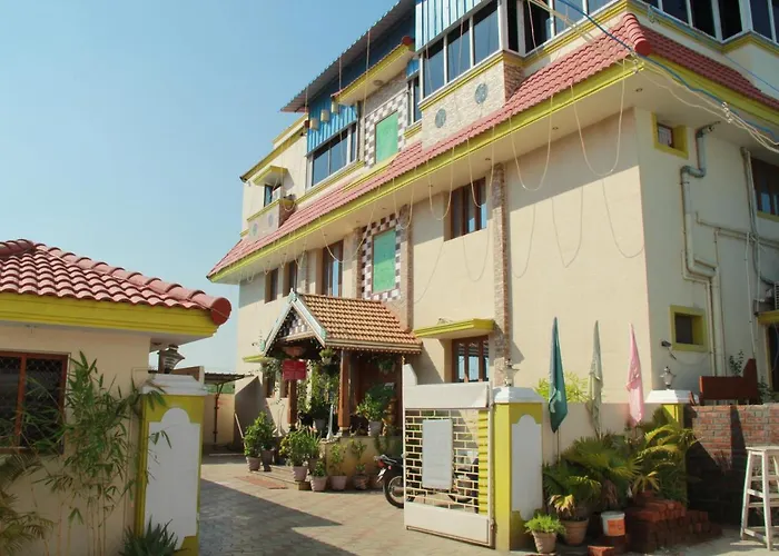 Hotel Vaani Villa