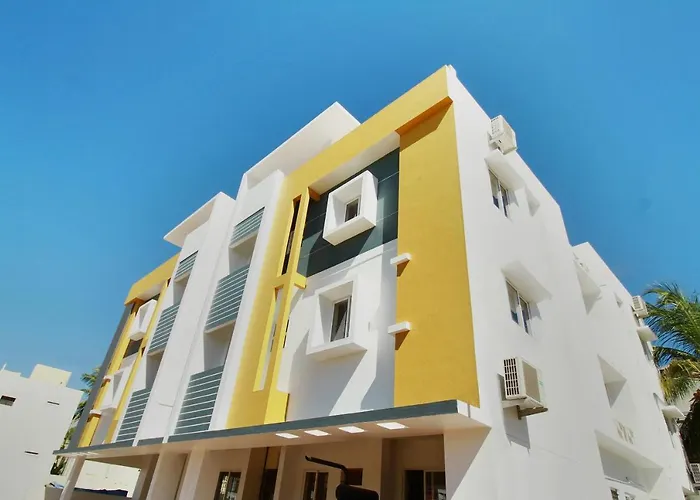 Oyo 14815 Anu Residency