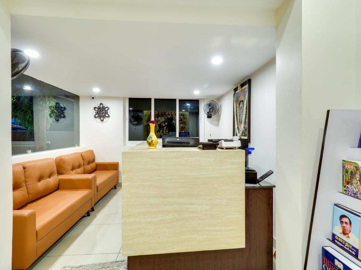 Fabhotel Chakkra Residency 3*