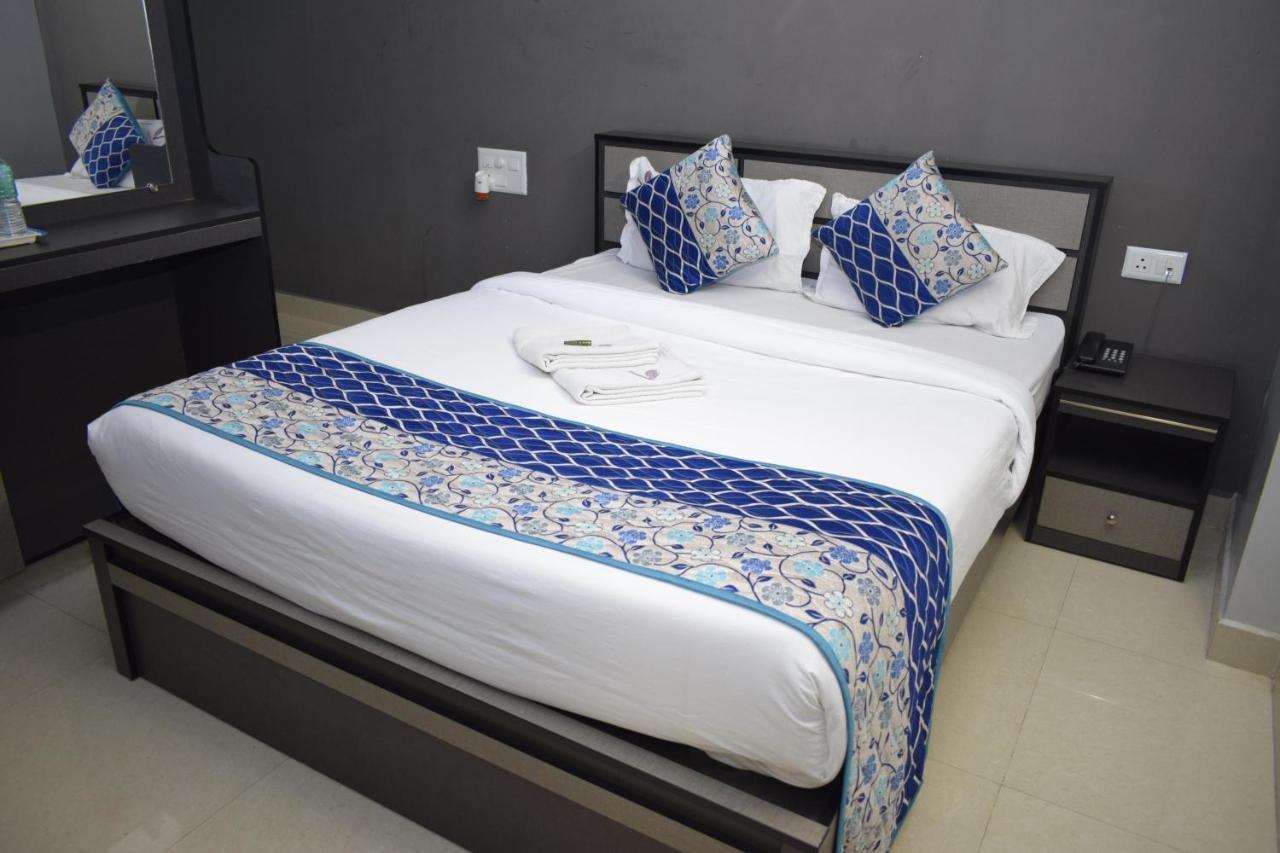 Hotel Viswa Residency By Azalea 3*