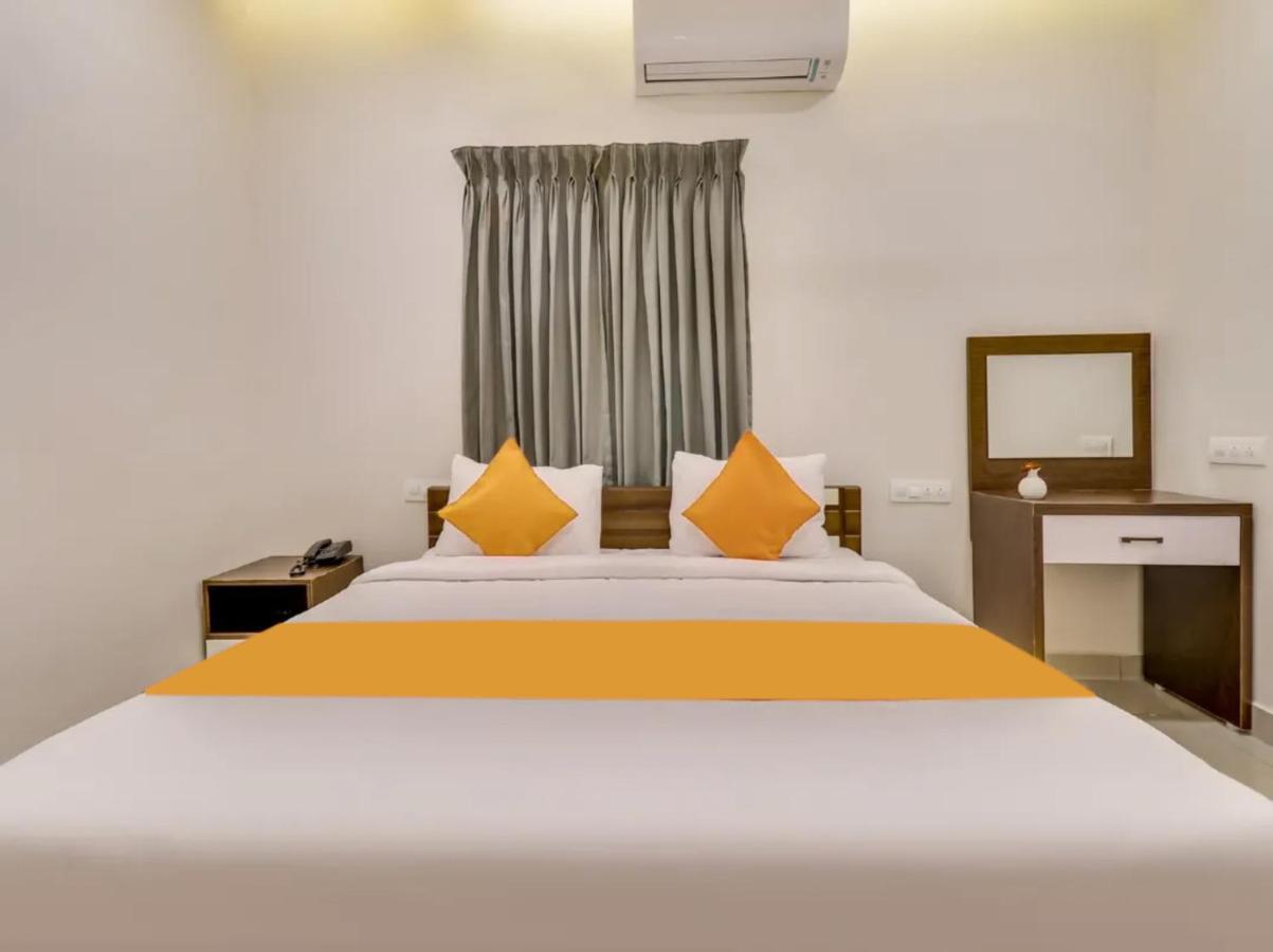 Fabhotel Chakkra Residency Hotel Madurai