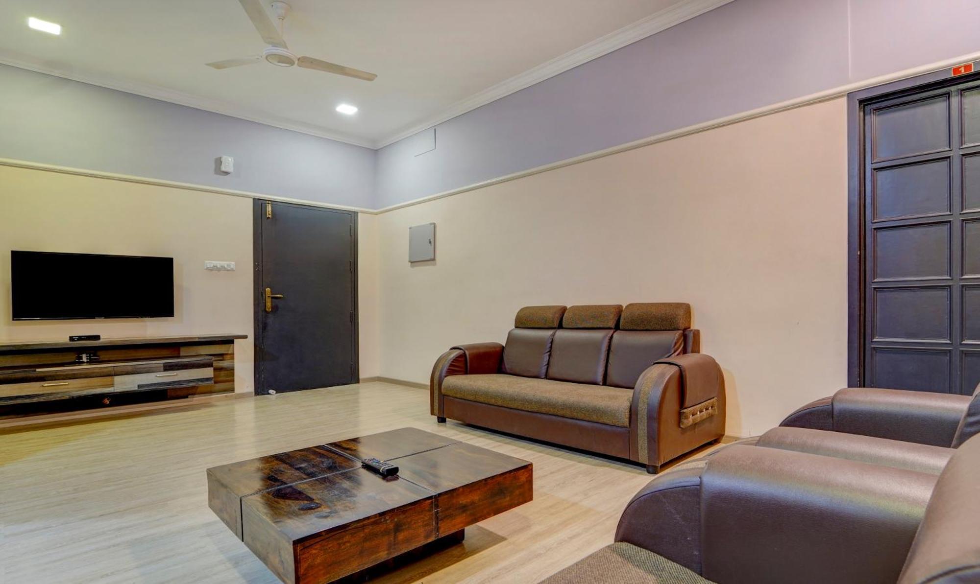 Hotel Treebo Trend Royal Apartmentts K K Nagar 3*