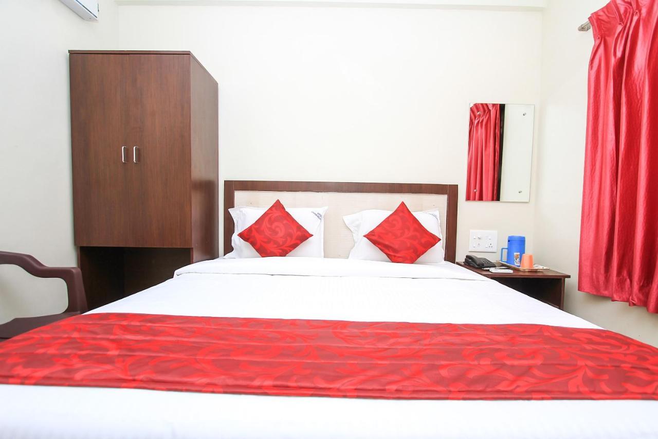 Oyo Flagship 16691 Chakkaravarthi Hotel Madurai